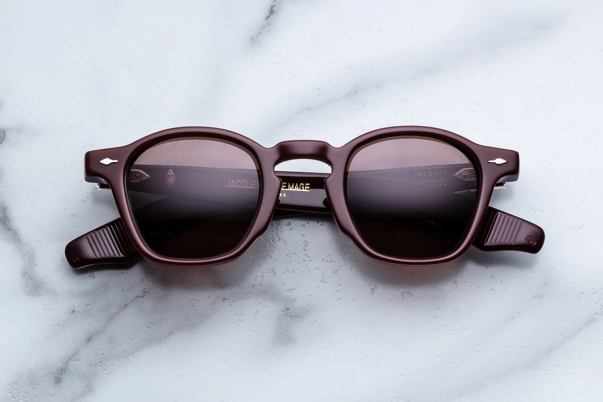 Zephirin_Bordeaux_Front_Cropped_5377x3585_d9508c41-7cca-43ce-b1b3-33c630acb8f6_2048x2048.jpg JACQUES MARIE MAGE ZEPHIRIN R7 BORDEAUX EMPIRE DEEP BROWN JMM ZEPHIRIN BOURDEAUX